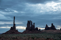 Yei Bi Chei, Totem Pole, Tse Biyi Yazzie & Hunts Mesa