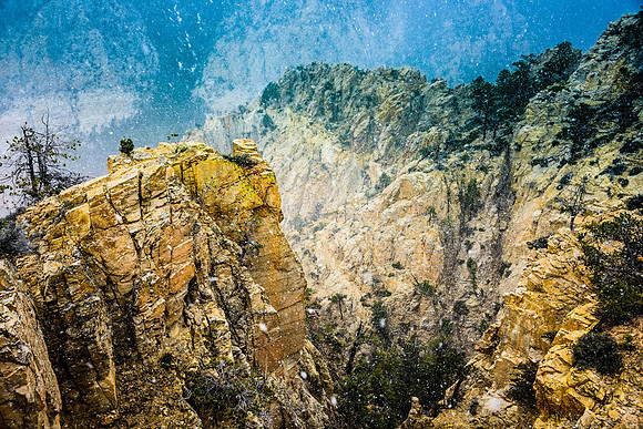 Hell's Backbone in the snow
