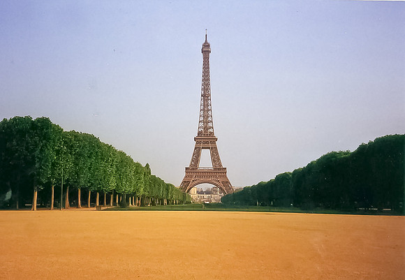 Eiffel Tower @Sunrise